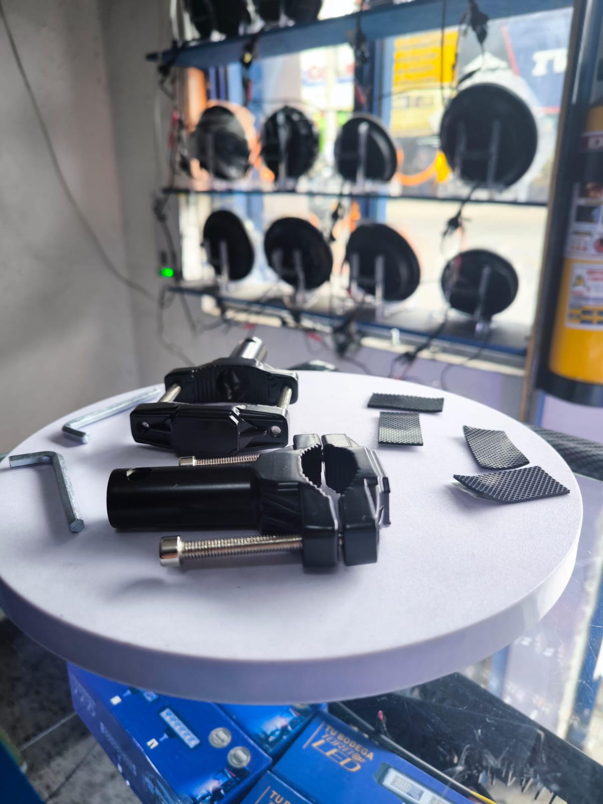 Miniatura 4 de PAR SOPORTES PARA EXPLORADORAS (TK01A)